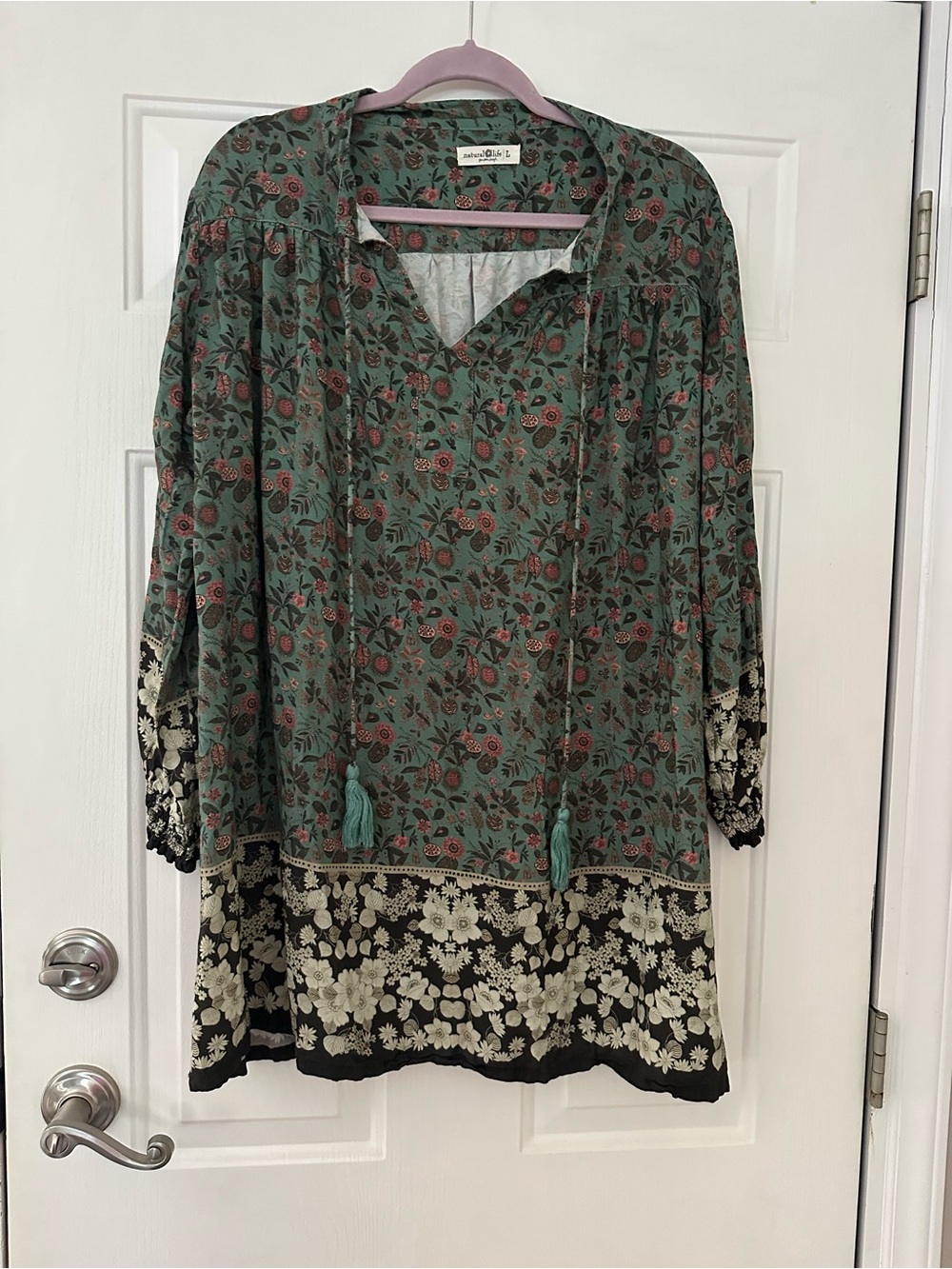 Natural Life Dara V-Neck Tunic Dress Boho Sage Black Floral Border Size Large - Picture 2 of 10